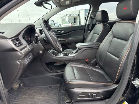Used 2023 GMC Acadia AT4 w/ Technology Package image 14