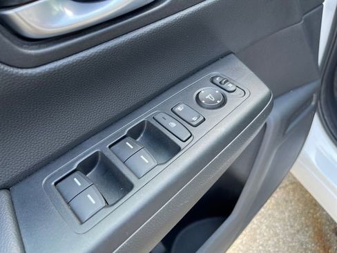 Used 2024 Honda CR-V Sport-L image 11