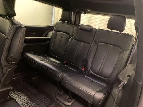 Used 2024 Jeep Wagoneer Series II AWD/4WD image 26