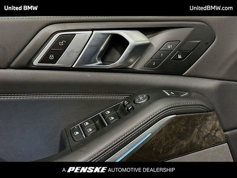 Used 2026 BMW X5 sDrive40i image 3