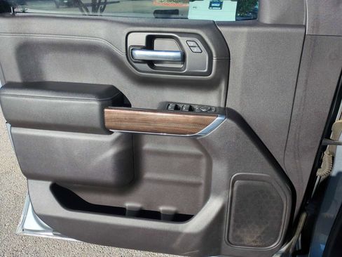 Used 2019 Chevrolet Silverado 1500 LT w/ Texas Edition image 22