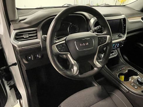 Used 2023 GMC Acadia SLE w/ Driver Convenience Package image 21