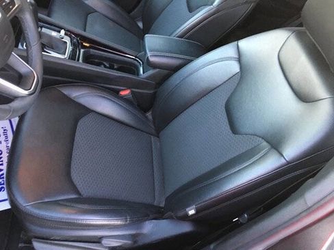 Used 2022 Jeep Compass Latitude image 15