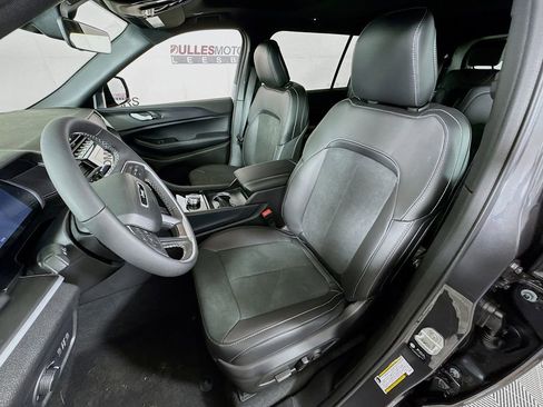 New 2025 Jeep Grand Cherokee L Altitude AWD/4WD image 20