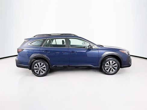 Certified 2023 Subaru Outback AWD/4WD image 8