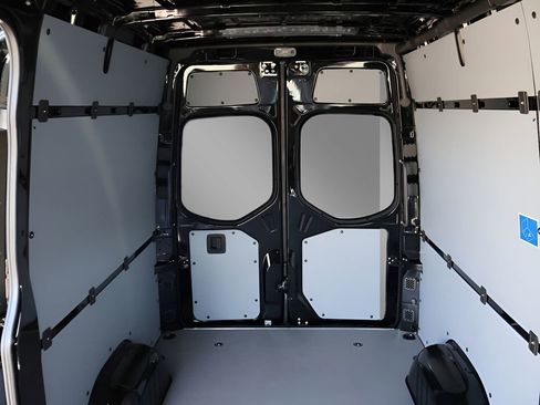New 2026 Mercedes-Benz Sprinter 2500 image 14
