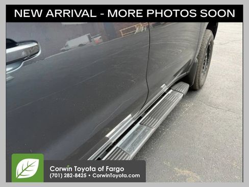 Used 2019 Chevrolet Silverado 1500 RST AWD/4WD image 1
