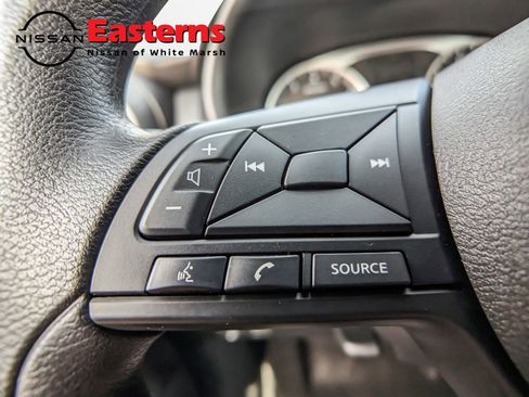 New 2025 Nissan Kicks Play S FWD image 27