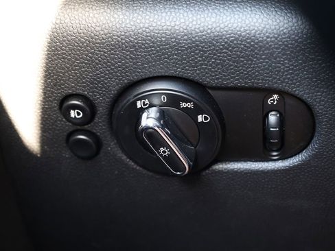 Used 2020 MINI Cooper SE FWD image 22