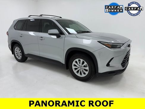 Used 2024 Toyota Grand Highlander XLE image 1