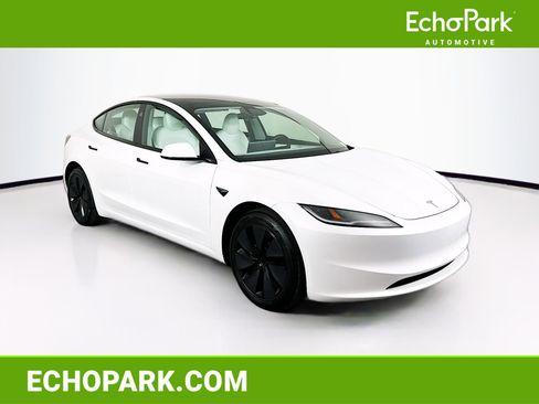 Used 2025 Tesla Model 3 Long Range image 1