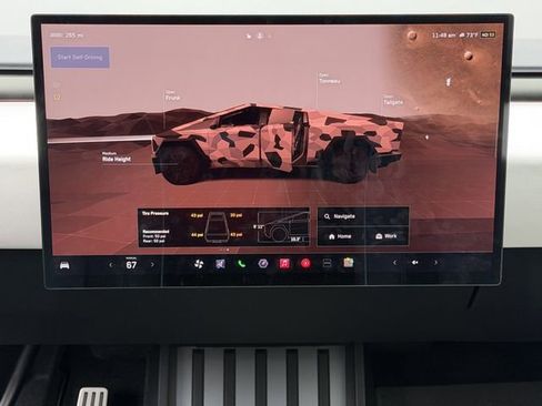 Used 2024 Tesla Cybertruck AWD Crew Cab image 15