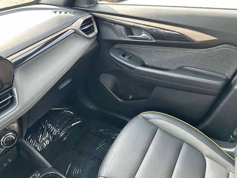 Used 2024 Chevrolet TrailBlazer ACTIV w/ Driver Confidence Package image 32