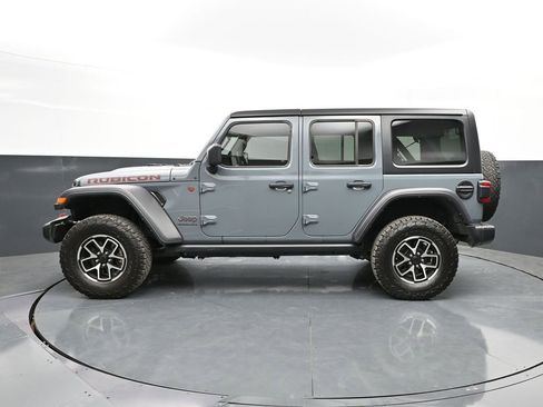Used 2025 Jeep Wrangler Unlimited Rubicon AWD/4WD image 8