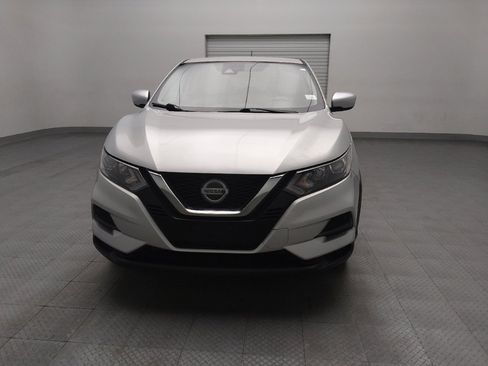 Used 2020 Nissan Rogue Sport S image 15