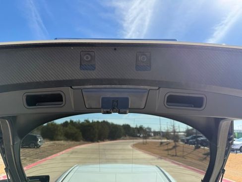 Used 2018 Toyota Prius Prime Premium image 26