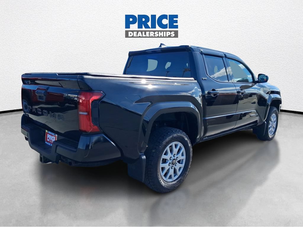 Used 2025 Toyota Tacoma SR5 AWD/4WD image 6