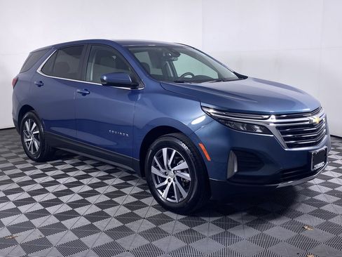 Certified 2024 Chevrolet Equinox LT w/ LPO, Floor Liner Package FWD image 19