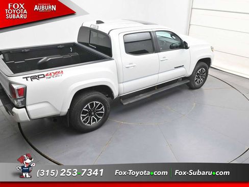 Used 2023 Toyota Tacoma TRD Sport w/ TRD Premium Sport Package AWD/4WD image 28