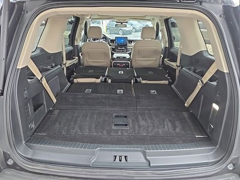 Used 2024 Ford Expedition Limited AWD/4WD image 54