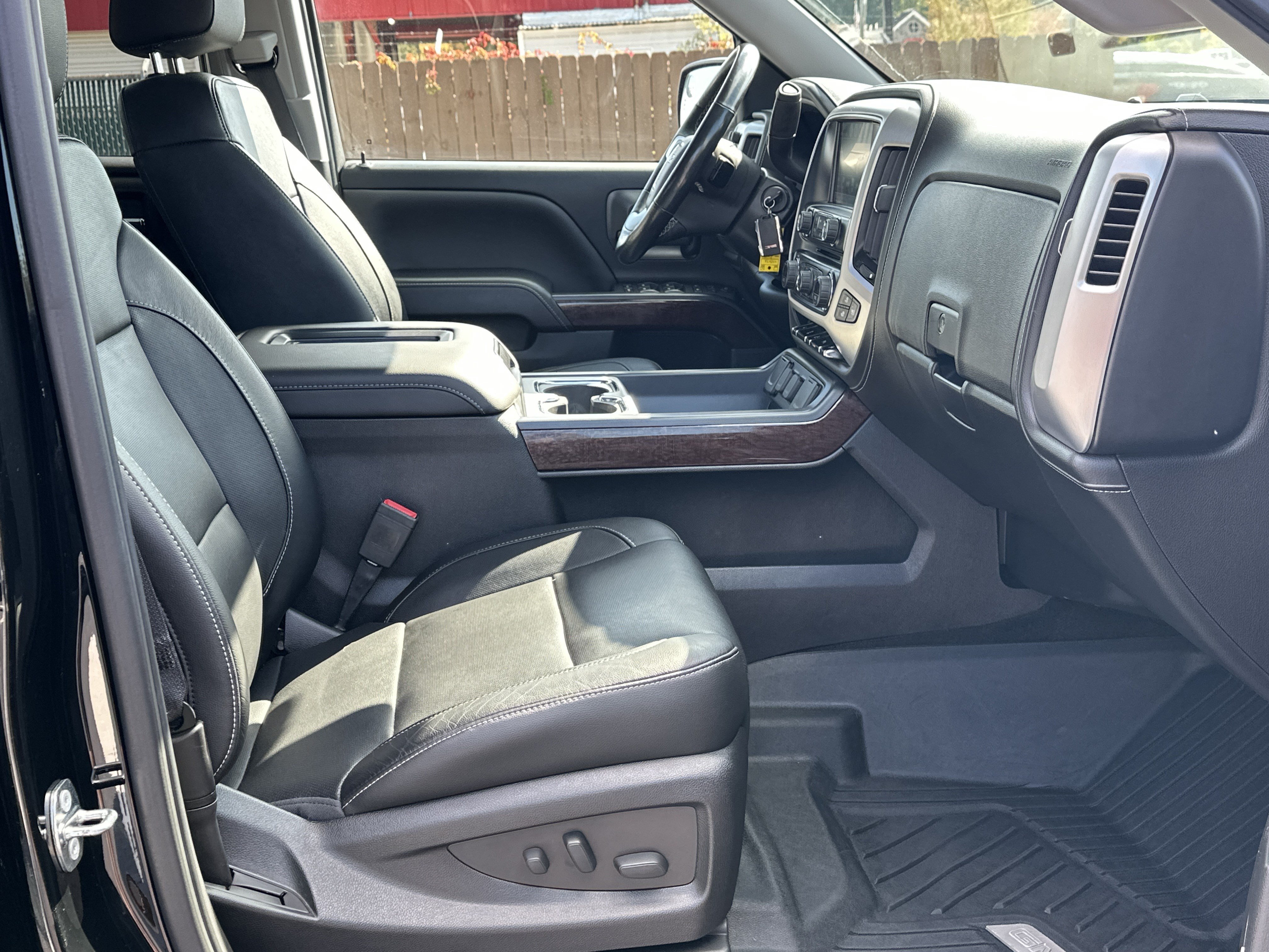 Used 2018 GMC Sierra 1500 SLT w/ Enhanced Driver Alert Package RWD image 12