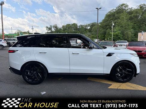 Used 2023 Land Rover Range Rover Sport SE image 9