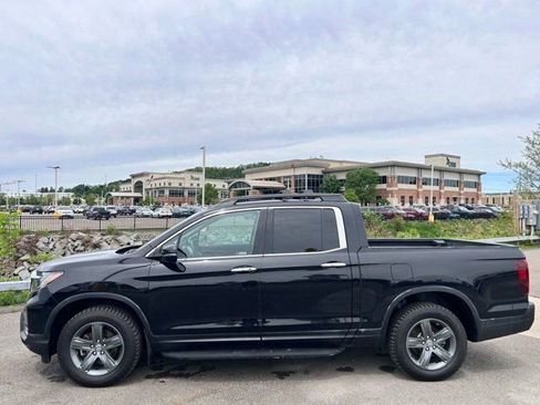 Used 2023 Honda Ridgeline RTL-E image 2