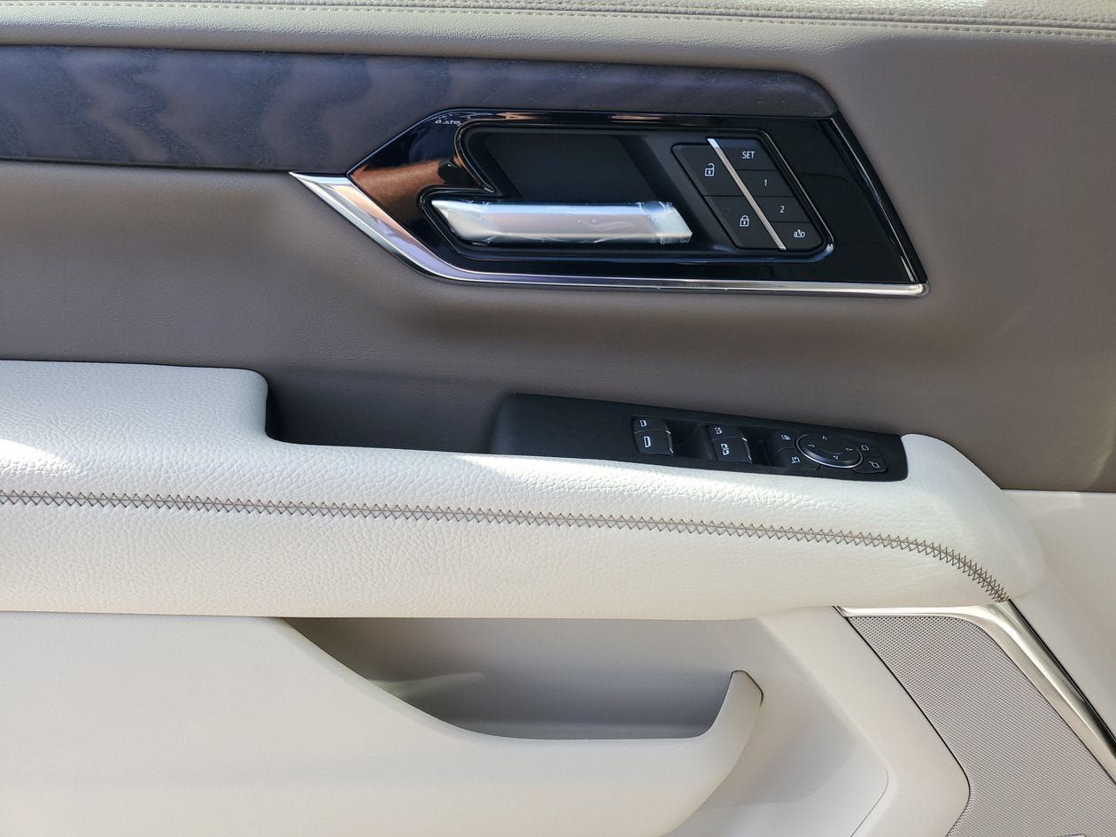 New 2026 GMC Yukon Denali RWD image 17