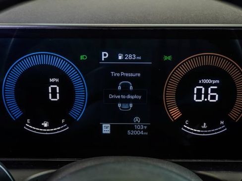 Certified 2025 Hyundai Tucson SEL FWD image 35