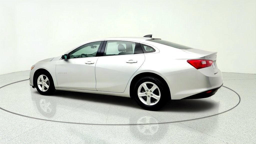 Used 2022 Chevrolet Malibu LS w/ Driver Confidence Package FWD image 7