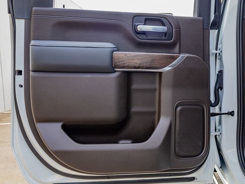 Used 2021 GMC Sierra 2500 Denali w/ Denali Ultimate Package image 38