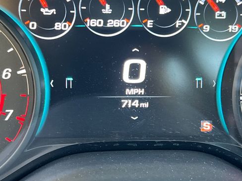 Used 2018 Chevrolet Camaro SS RWD image 3