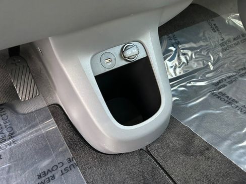 Used 2024 Hyundai Ioniq 5 Limited image 36