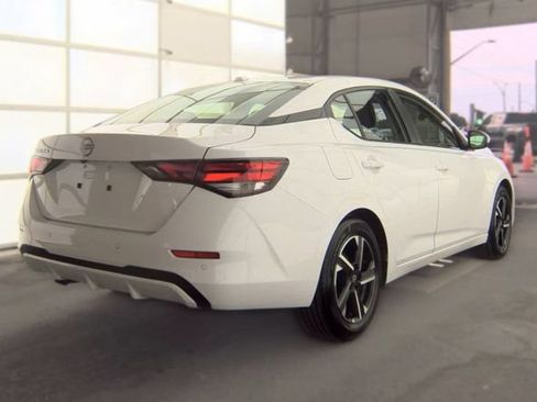 Used 2025 Nissan Sentra SV FWD image 21