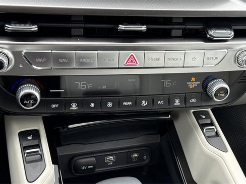 New 2025 Kia Telluride S image 26