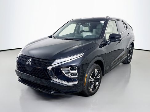 Used 2025 Mitsubishi Eclipse Cross Black Edition image 4