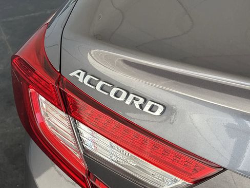 Certified 2021 Honda Accord Touring image 7