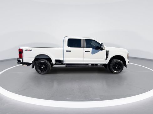 Used 2024 Ford F250 XL w/ STX Appearance Package AWD/4WD image 9