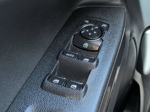 Certified 2021 Ford EcoSport SE FWD image 24