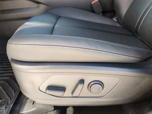 New 2026 Kia Sorento S w/ S Panoramic Sunroof Package FWD image 19