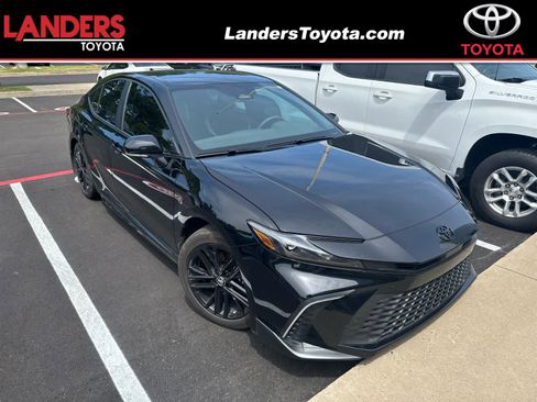 Certified 2026 Toyota Camry SE w/ Convenience Package image 1