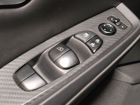 Used 2023 Nissan Sentra S image 27