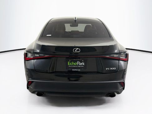 Used 2024 Lexus IS 300 w/ Comfort Package RWD image 7