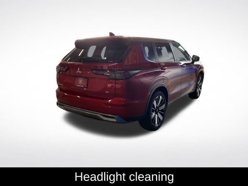 Used 2025 Mitsubishi Outlander SE AWD/4WD image 17