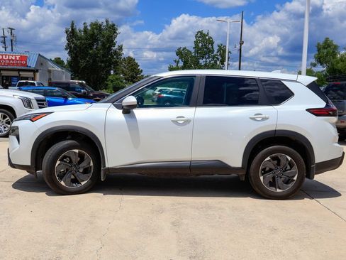 Certified 2026 Nissan Rogue SV w/ Cold Weather Package FWD image 25