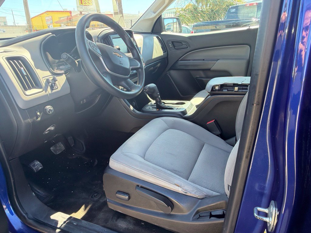 Used 2017 Chevrolet Colorado W/T w/ Custom Special Edition RWD image 7