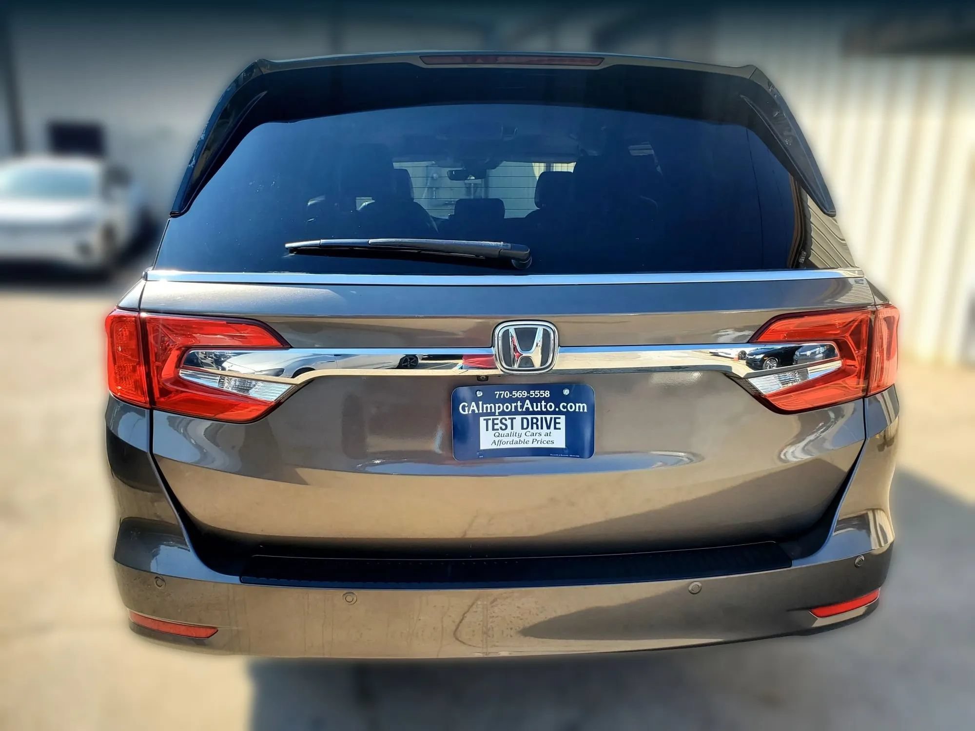 Used 2018 Honda Odyssey Elite image 12