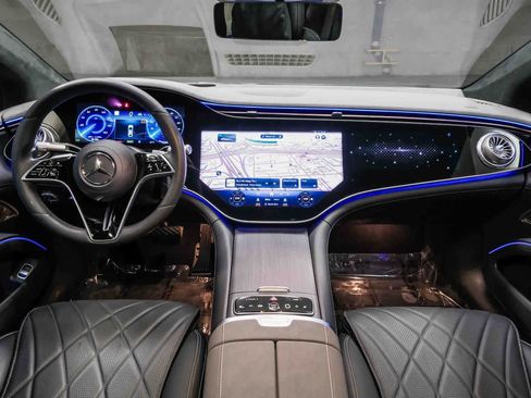 Certified 2024 Mercedes-Benz EQS 580 4MATIC Sedan image 15