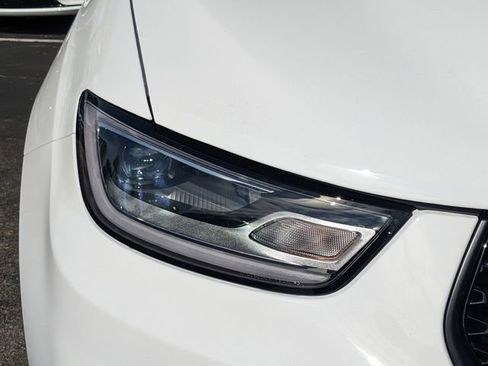 New 2026 Chrysler Pacifica Limited w/ S Appearance Package FWD image 8