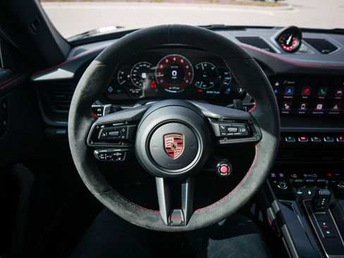 Used 2026 Porsche 911 Targa 4 GTS image 17